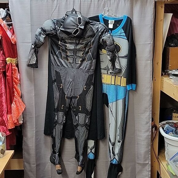 JUSTICE LEAGUE BOYS TACTICAL BATMAN COSTUME plus one piece jammies - Picture 2 of 13